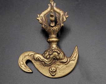 Antique Tibetan Bronze Dragon Dorje Amulet
