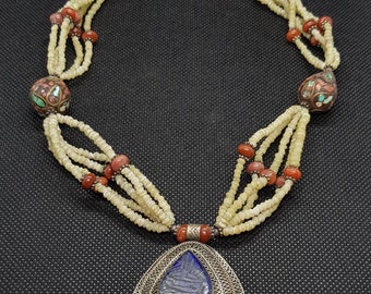 Vintage Silver Pendant Necklace: Natural Jade, Lapis Lazuli, Agate Beads
