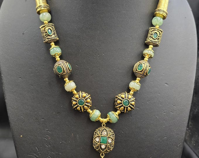 Amizing Vintage Design Gold Gulit Beautiful Beads With Natural Green Agate Gemstone