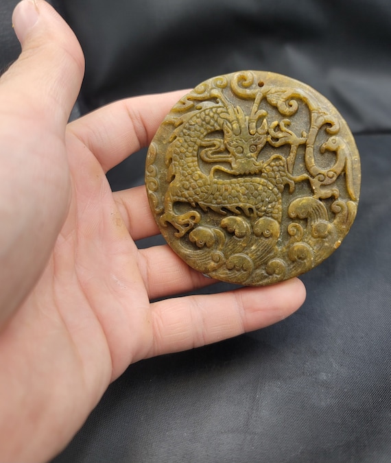 Ancient Chinese Old Jade Carved Chinese Fly Drogon