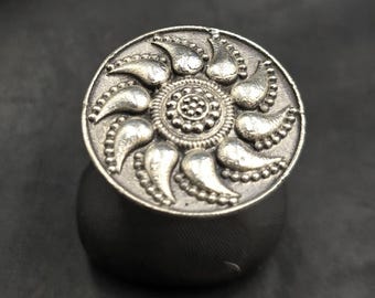 Beautiful Vintage Soild Silver Handmade Near Eastern Ring Adjustable
