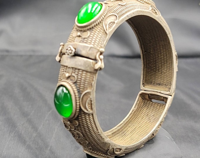Soild Silver Vintage Handmade Authentic Silver Bangle Bracelet With Natural Green Jade Stone