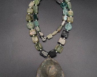 Antiguo collar espiritual de cuentas romanas antiguas antigüedades romanas antiguas