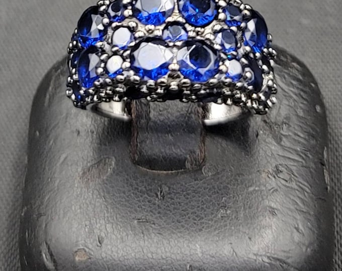 Beautiful Natural Bule Sapphire Gemstone Vintage Victorian Sterling Silver Ring