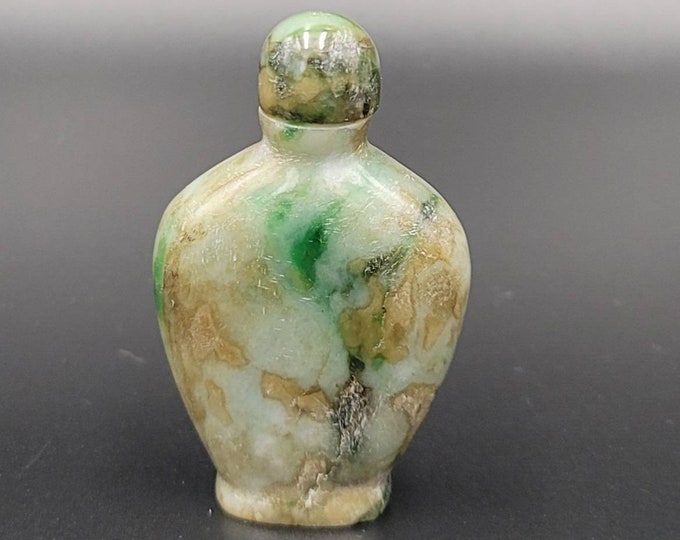 Natural Ancient Burma Greenish Jade Gemstone Perfume / Medicine Bottle