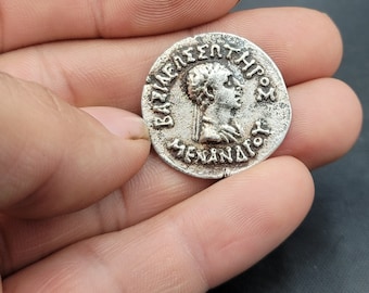 7th Century Ancient Silver Coin: Roman Empire Relic