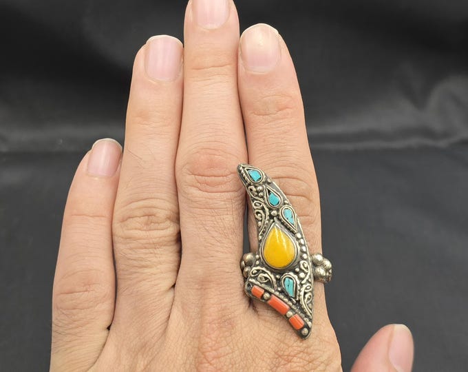 Beautiful Vintage Soild Silver Tibeten Handmade Authentic Ring With Natural Turquoise Coral Stone