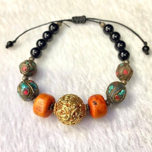 Handmade Gold Plated Tibetan Coral & Black Onyx Beaded Bracelet