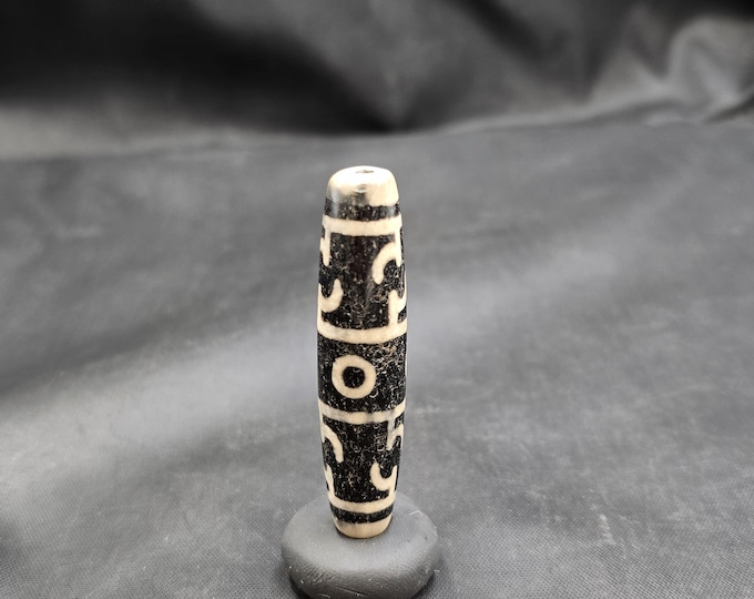 Ancient Tibetan Agate Dzi Bead: Eye Motif Amulet (50mm)