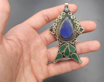 Vintage Old Silver Afghanistan Fish Pendant With Natural Lapis Lazuli Stone
