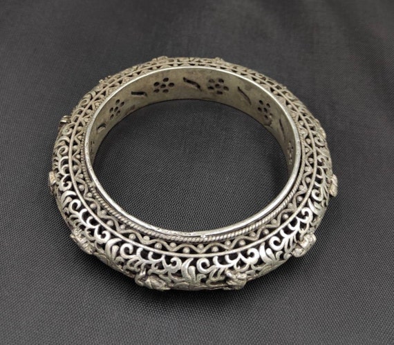 アクセサリー Tibet vintage- bangle Vintage Tibetan Bangle – World Woven