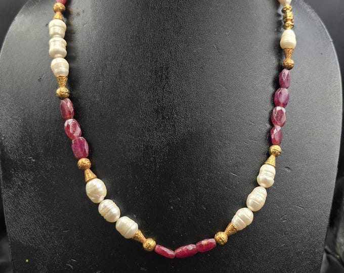 Amizing Vintage Quality Mughal Design Vintage 18th Century Necklace With Natural Red Ruby and Fresh Water Pearls