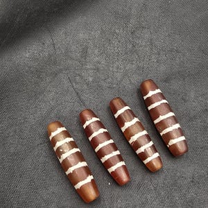 Antique Banded Agate Beads: Indo Tibetan Ancient Beads (30mm)