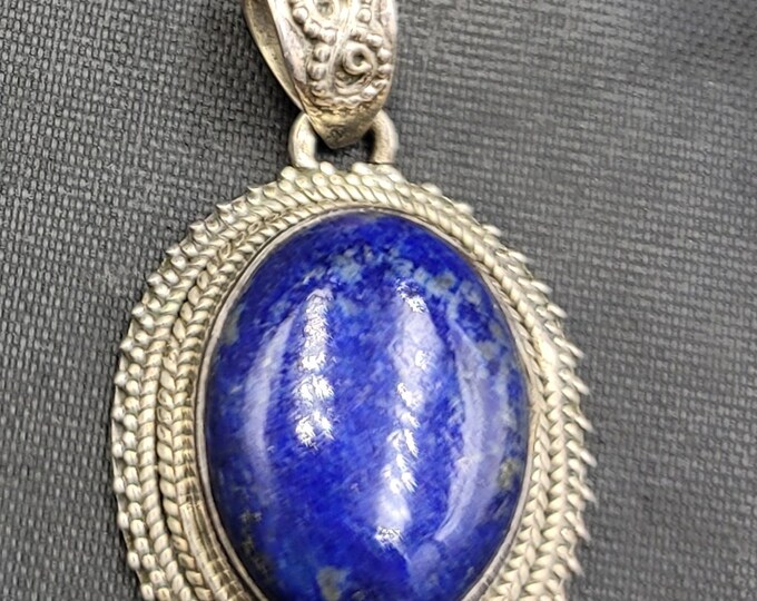 Soild Sterling Silver Pendant With Natural Lapis lazuli Stone