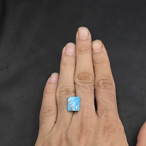 Prachtige natuurlijke blauwe authentieke turquoise edelsteen 4,5 karaat