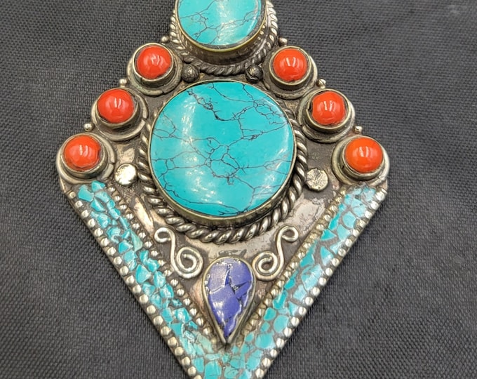 Gorgeous Vintage Near Eastern Silver Pendant With Natural Tibetan Turquoise Stone