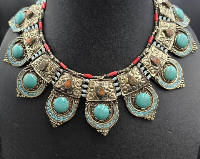 Beautiful Quality Vintage Silver Necklace /Choker With Natural Turquoise And Coral Stone
