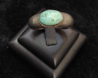 Vintage Silver Turquoise Ring: Handmade Stone Ring, Size 9
