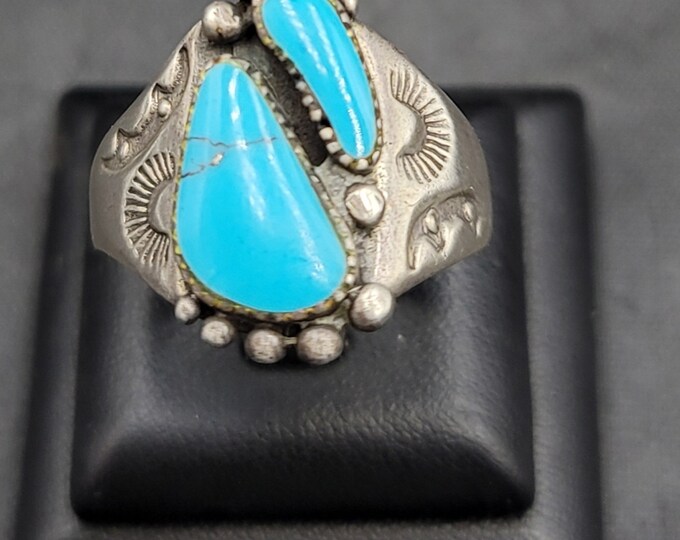 Native American Natural Turquoise Stone Beautiful Handmade Authentic Silver Ring