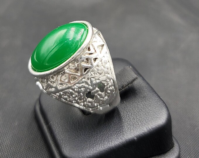 Wonderful Natural Jade Stone Sterling Silver Beautiful Ring