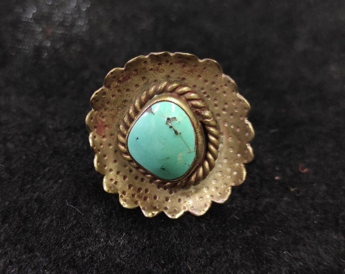 Beautiful Natural Turquoise Stone Old Low Silver Vintage Nepal Ring