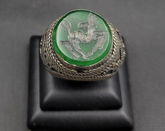 Unique Jade Stone Wonderful Old Silver Antique Ring With Amazing Deer Intaglio