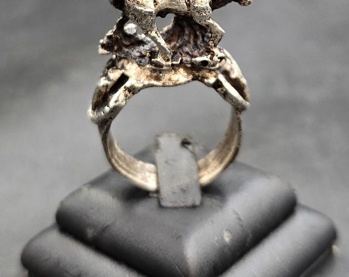 Rare Unique Ancient Indo Greek Very Old Silver With Bull On Top