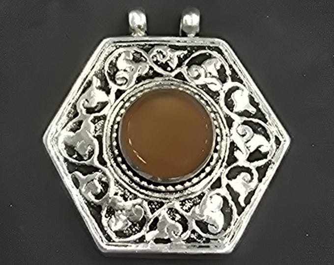 Beautiful Antique Silver Pendant With Natural Agate Stone Near Eastern Silver Pendant