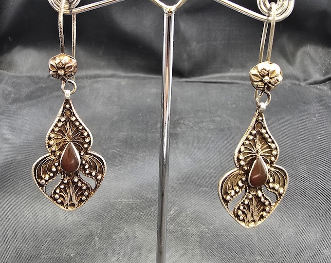 Vintage Ethnic Old Silver Near Eastern Earrings With Agate Stone