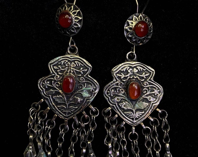 Gerogues Vintage Trible Afghan Old Silver Earrings With Natural Ancient Agate Stone