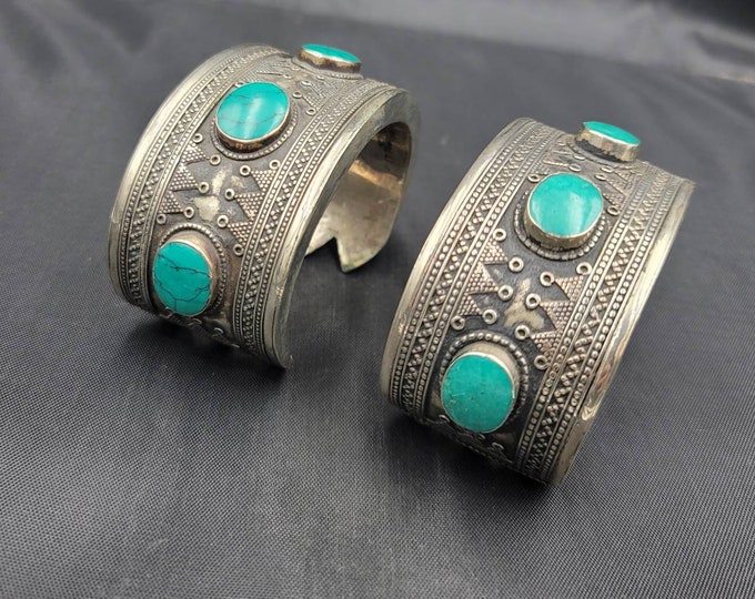 Near Eastern Old Silver Antique 1 Pair Beautiful Bangle / Bracelet With Green Turquoise