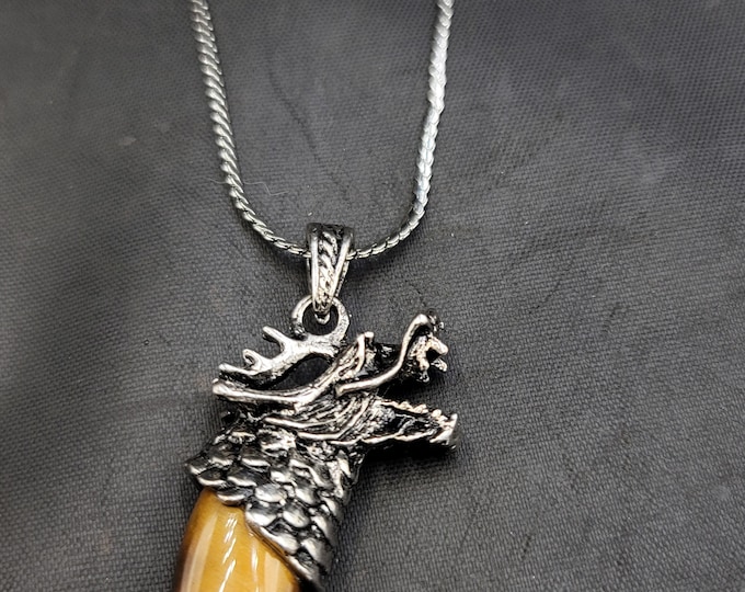 Beautiful Natural Tiger Eyes Stone Sterling Silver Vintage Loin Pendant With Sterling Silver Chain