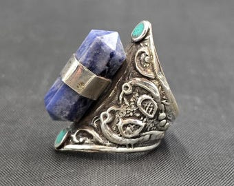 Vintage Handmade Silver Ring: Natural Lapis Lazuli Stone