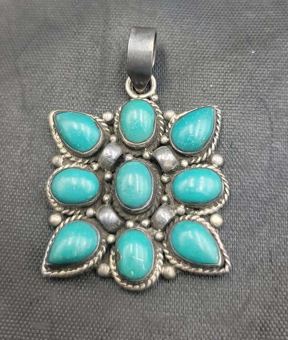 Beautiful Antique Natural Turquoise Native Americ… - image 1