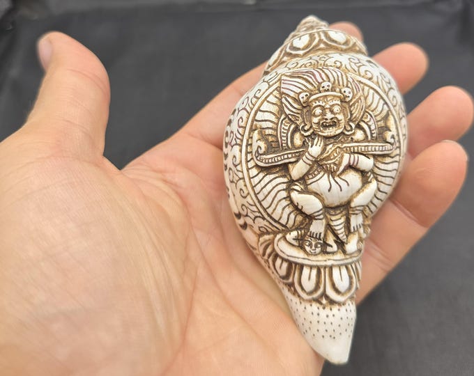 Antique Unique Tibetan Temple Lucky Statue Carved Seashell Art Deco