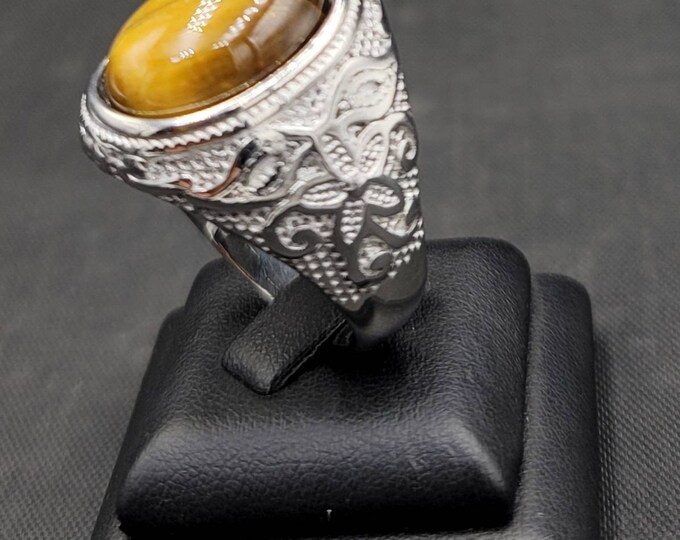 Handmade Beautiful Vintage Near Eastern Silver Ring With Natural Tiger Eyes Gemstone