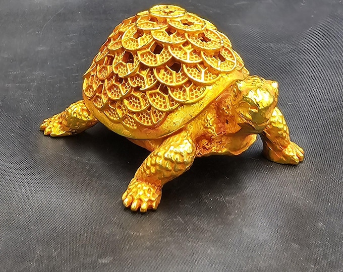 Wonderful Antique Unique Gold Guliting Tibeten Turtle Box Art Deco