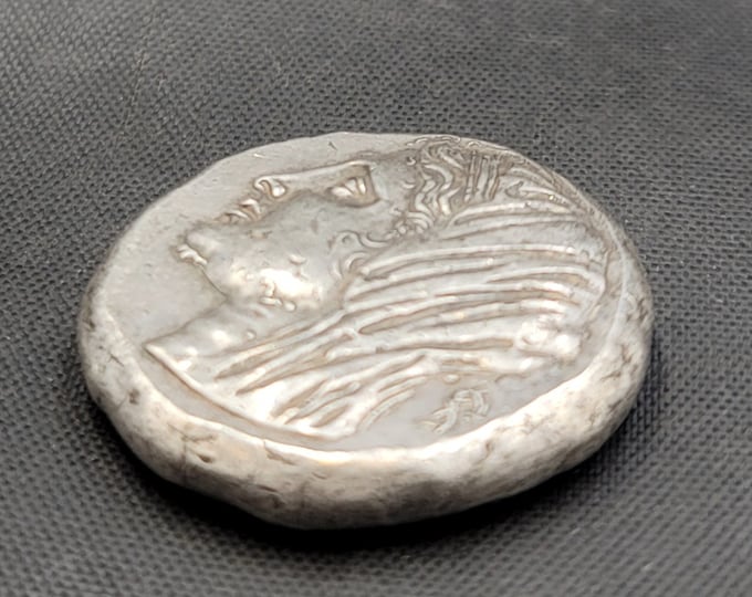 ANCIENT Roman Soild Silver 7th-12th BC Beautiful Antique Soild Silver Coin