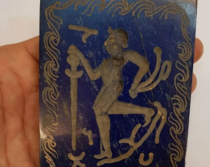 Beautiful Ancient Roman Empire Lapis lazuli Stone With Freedom Fighter Intaglio