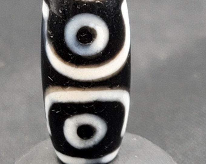 Genuine Ancient Old Dzi Beads Unique 3 Motifs Eyes Rare Very Old Bead Amulet Pendant
