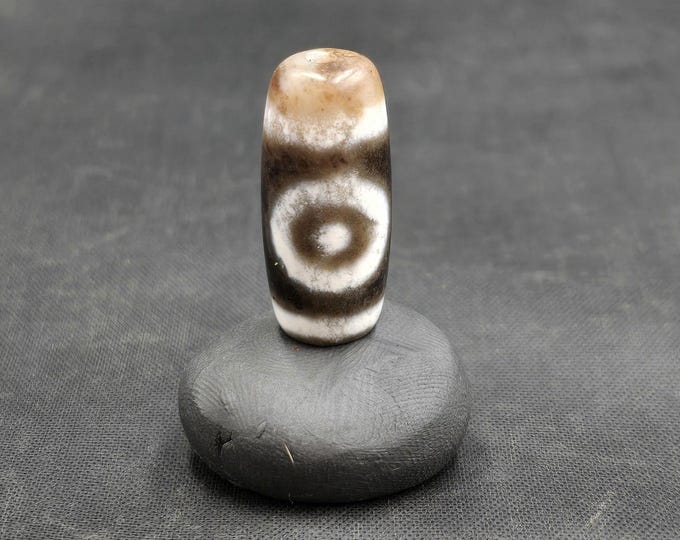 Very Unique 12s B.C.E Ancient Agate Stone Tibetan Dzi Eyes Rare Bead Pendant