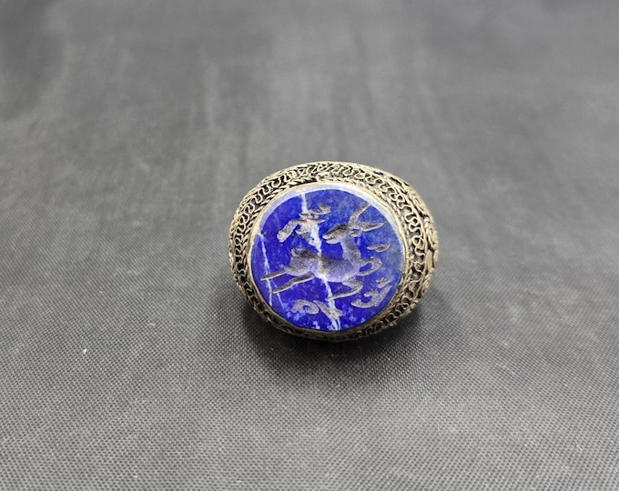 Vintage Near Eastern Silver Ring: Deer Intaglio Lapis Lazuli Stone (Size 9US)