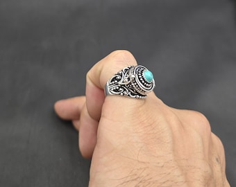 Handmade Tibetan Silver Ring: Natural Turquoise Stone, Adjustable