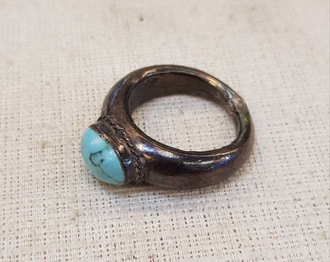 Beautiful Antique Natural Turquoise Stone Old Silver Amizing Ring