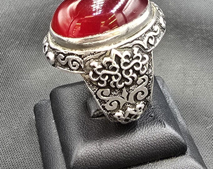 Beautiful Antique Soild Silver Handmade Ring With Natural Red Agate Stone