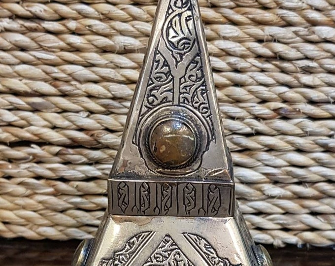 Beautiful Antique Old Silver Cover Handicraft Box Amizing Carved Inscriptions