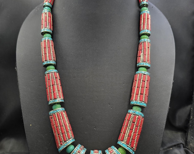 Super Gorgeous Vintage High Quality Old Coral Stone Silver Beautiful Necklace Authentic Coral And Silver Necklace