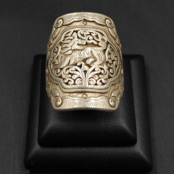 Beautiful Handicraft Vintage Tibeten Silver Wonderful Ring