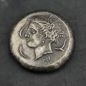 Moneta d&#39;argento dell&#39;Impero greco del III-VI secolo: ritratto di regina antica