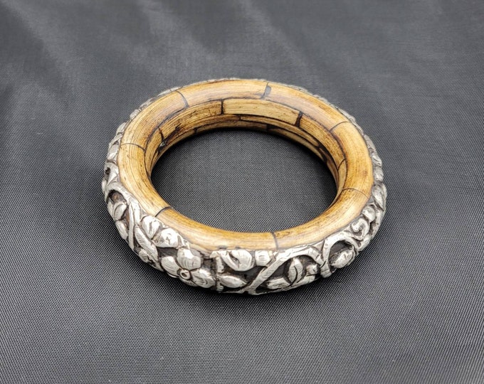 VINTAGE Tibetan Brown White Stone Old Bangle With Engraved Silver Handicraft